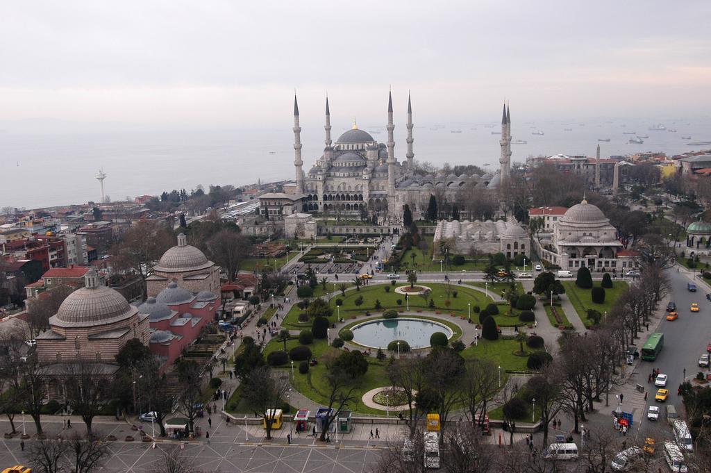Lika Apart Laleli Istanbul Exterior photo